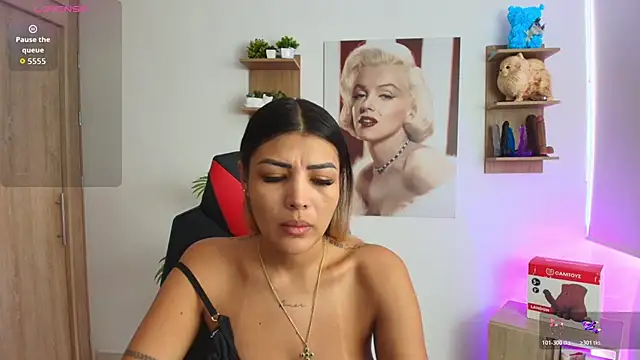 Snapshot of SALOOMEE__ chatting on May 28, 2026, 12:33 pm SALOOMEE online show from May 28, 2026, 12:33 pm