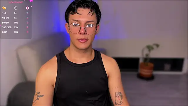 Snapshot of Alexxblue chatting on March 3, 2026, 2:40 am Alexxblue online show from March 3, 2026, 2:40 am