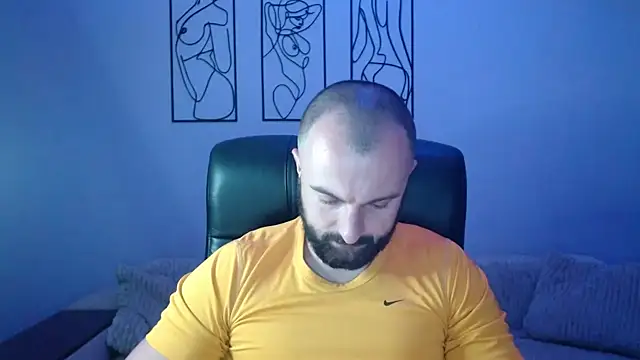 brindlefly6969 online show from December 1, 2025, 11:55 am