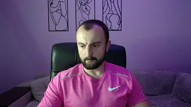 brindlefly6969 online show from November 17, 2025, 7:07 pm