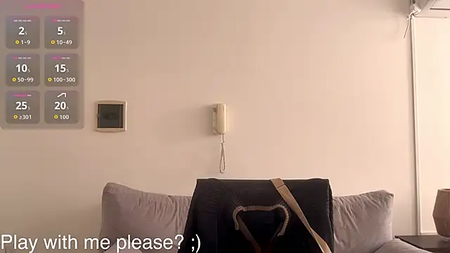 Snapshot of Your_Hand_In_mine chatting on October 14, 2025, 5:35 pm Your Hand In mine online show from October 14, 2025, 5:35 pm