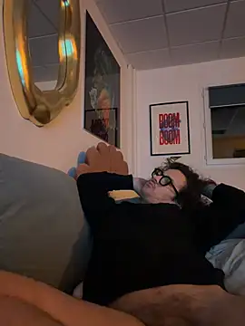 Snapshot of hardmecl chatting on March 6, 2026, 11:00 pm hardmecl online show from March 6, 2026, 11:00 pm