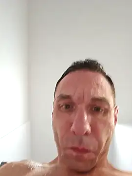 Iliketocooksquirt25 online show from May 10, 2026, 11:03 am