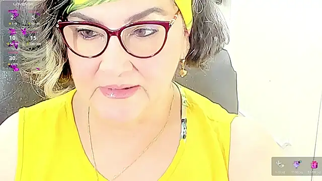 cataleya mom online show from June 12, 2026, 2:53 am