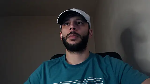 Snapshot of henryaxe chatting on October 8, 2025, 5:13 pm henryaxe online show from October 8, 2025, 5:13 pm