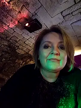 Snapshot of lady_charlyne chatting on April 3, 2026, 7:42 pm lady charlyne online show from April 3, 2026, 7:42 pm