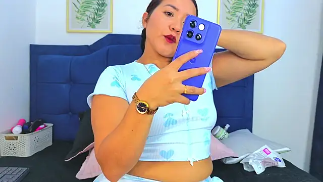 alexa pariss online show from July 13, 2026, 12:54 am