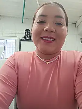 alexa pariss online show from July 25, 2026, 8:04 pm