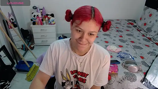 Snapshot of soniafuckboobs chatting on May 13, 2026, 12:23 pm soniafuckboobs online show from May 13, 2026, 12:23 pm