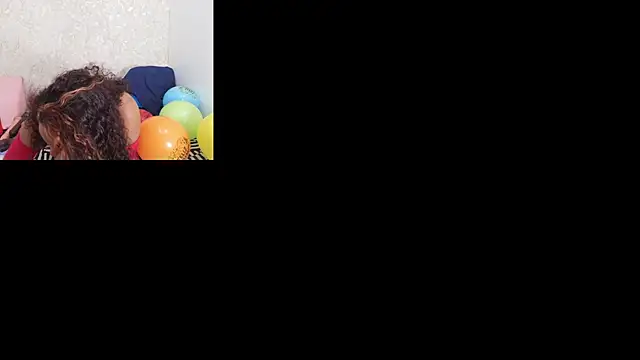 sofi balvin online show from September 17, 2025, 7:27 pm