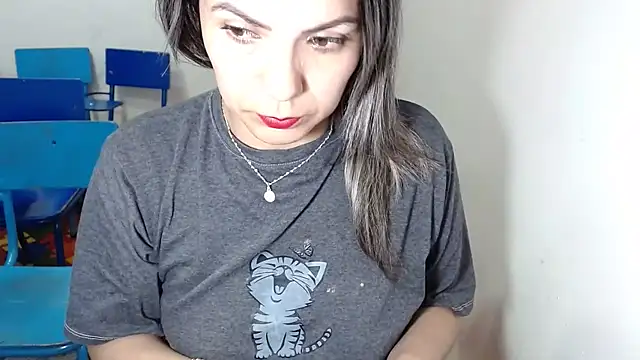 Chantal hott online show from December 4, 2025, 8:57 am