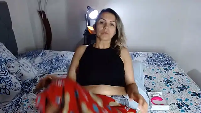 Snapshot of Chantal_hott chatting on June 11, 2026, 10:45 am Chantal hott online show from June 11, 2026, 10:45 am