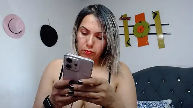 Snapshot of Chantal_hott chatting on August 3, 2026, 7:53 pm Chantal hott online show from August 3, 2026, 7:53 pm
