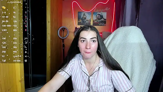 Snapshot of Fiery_Brunette_ chatting on October 11, 2025, 8:48 am Fiery Brunette online show from October 11, 2025, 8:48 am