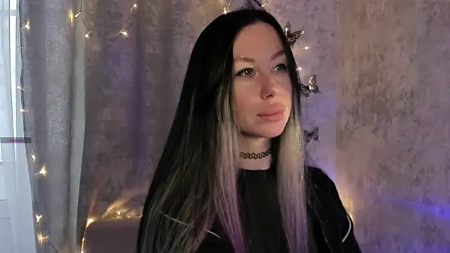 Snapshot of elena_addiction chatting on February 16, 2026, 6:12 am elena addiction online show from February 16, 2026, 6:12 am