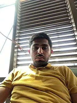 rhuh3991 online show from April 26, 2026, 4:54 am