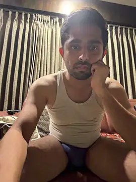 rhuh3991 online show from April 24, 2026, 8:44 pm