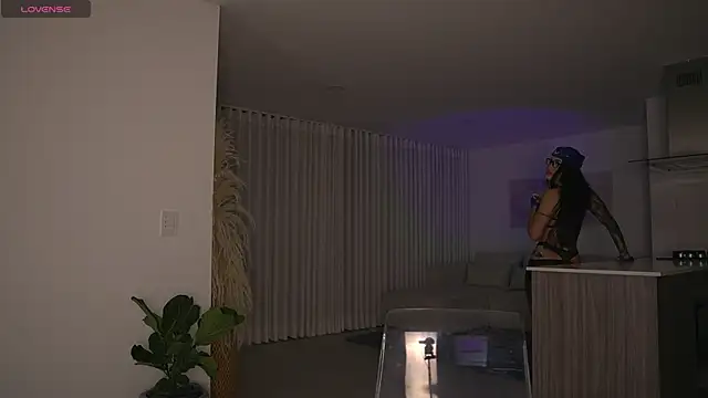 Snapshot of Daihanwatson_ chatting on November 1, 2025, 12:17 am Daihanwatson online show from November 1, 2025, 12:17 am