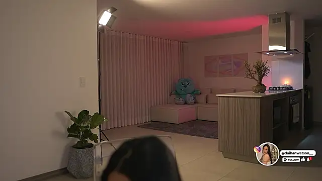 Daihanwatson  online show from February 14, 2026, 2:23 am