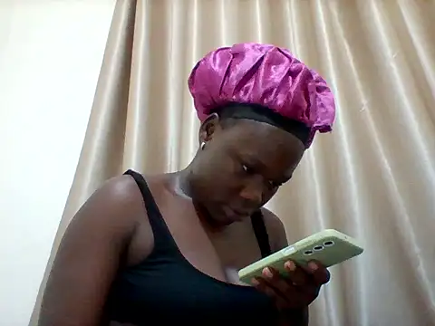 sexy cutelips online show from November 2, 2025, 6:02 pm