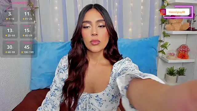 Snapshot of HazzelGray chatting on October 17, 2025, 4:09 pm HazzelGray online show from October 17, 2025, 4:09 pm