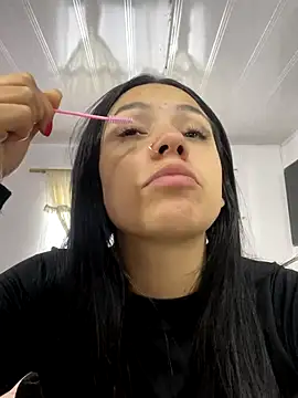 hannahb-e online show from October 30, 2025, 8:28 pm