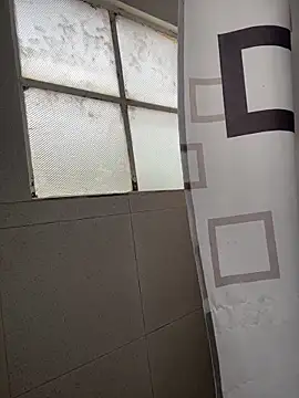 Snapshot of hannahb-e chatting on March 13, 2026, 4:23 pm hannahb-e online show from March 13, 2026, 4:23 pm