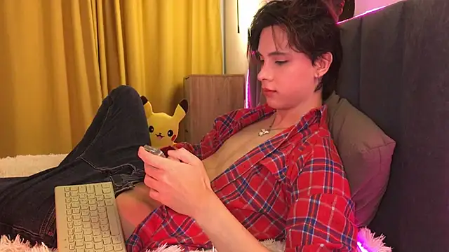 Snapshot of k0sta_ chatting on March 5, 2025, 10:33 am k0sta online show from March 5, 2025, 10:33 am