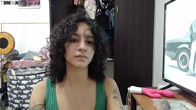 AlinaWoolf  online show from March 11, 2026, 6:24 pm