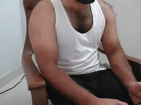 Tamil Boy28 online show from November 18, 2025, 4:27 am