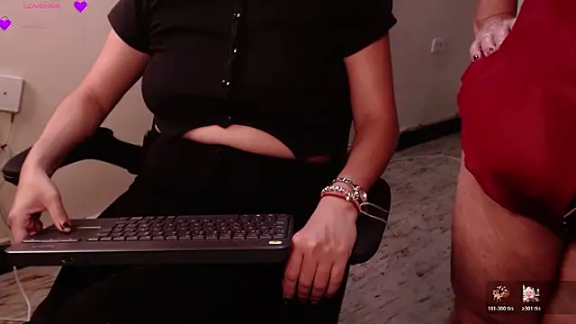 Snapshot of _samara chatting on January 18, 2026, 12:08 pm samara online show from January 18, 2026, 12:08 pm