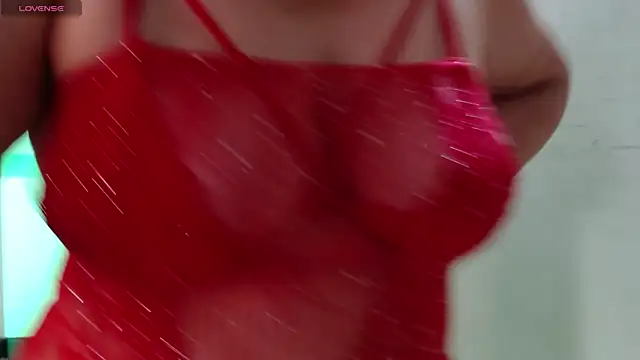 Snapshot of _samara chatting on October 12, 2025, 12:17 pm samara online show from October 12, 2025, 12:17 pm