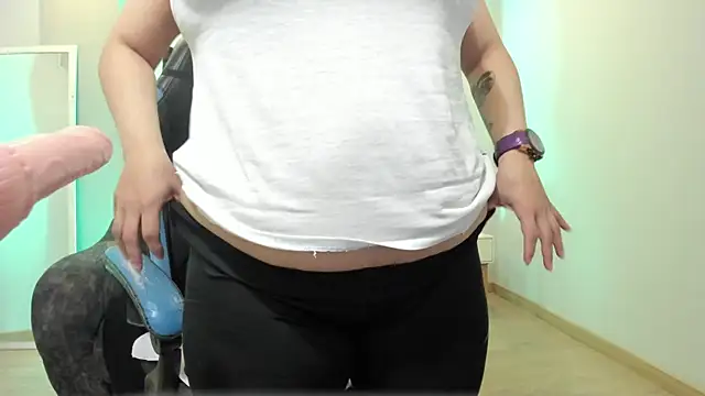 Sammy owens  online show from February 23, 2026, 12:17 pm