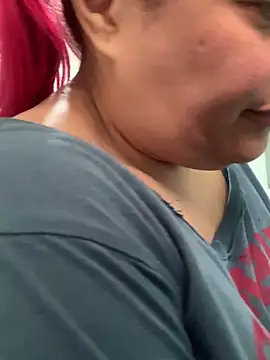 Sammy owens  online show from March 10, 2026, 6:12 pm