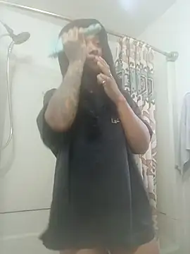 mariah2299 online show from November 8, 2025, 6:33 pm