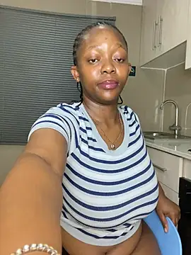 Snapshot of Jazmine-Blue chatting on March 6, 2026, 9:10 pm Jazmine-Blue online show from March 6, 2026, 9:10 pm