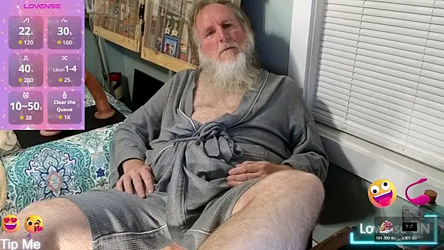 Snapshot of keithobrian_SC chatting on November 15, 2025, 4:38 am keithobrian SC online show from November 15, 2025, 4:38 am