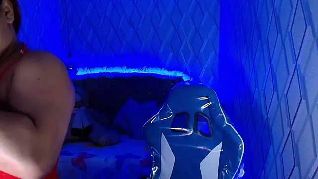 NicolleTaylor online show from November 24, 2025, 3:28 am