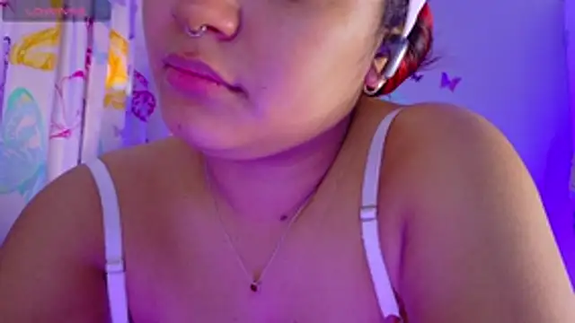 NicolleTaylor online show from April 23, 2026, 1:02 pm