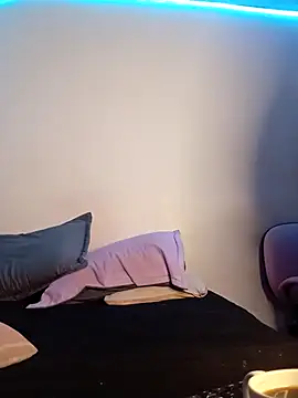 Snapshot of Isabella_Du chatting on November 18, 2025, 9:18 pm Isabella Du online show from November 18, 2025, 9:18 pm