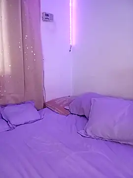 Snapshot of Isabella_Du chatting on November 9, 2025, 4:33 pm Isabella Du online show from November 9, 2025, 4:33 pm