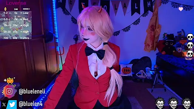 Snapshot of bluelen chatting on October 30, 2025, 8:23 am bluelen online show from October 30, 2025, 8:23 am