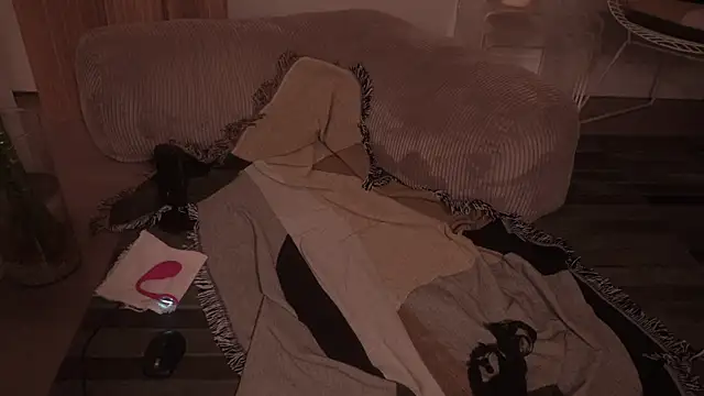 Snapshot of meganmei666 chatting on March 6, 2025, 5:57 am meganmei666 online show from March 6, 2025, 5:57 am