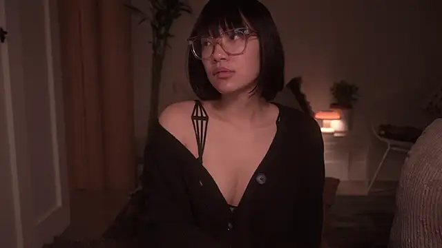 Snapshot of meganmei666 chatting on January 28, 2025, 2:43 am meganmei666 online show from January 28, 2025, 2:43 am