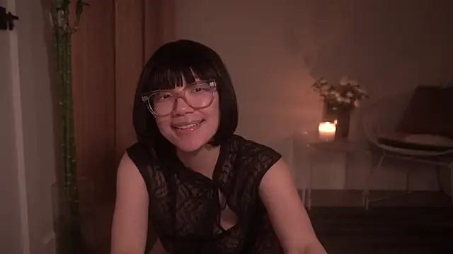 Snapshot of meganmei666 chatting on March 7, 2025, 2:36 am meganmei666 online show from March 7, 2025, 2:36 am