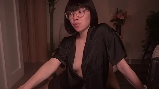 Snapshot of meganmei666 chatting on February 18, 2025, 3:21 am meganmei666 online show from February 18, 2025, 3:21 am