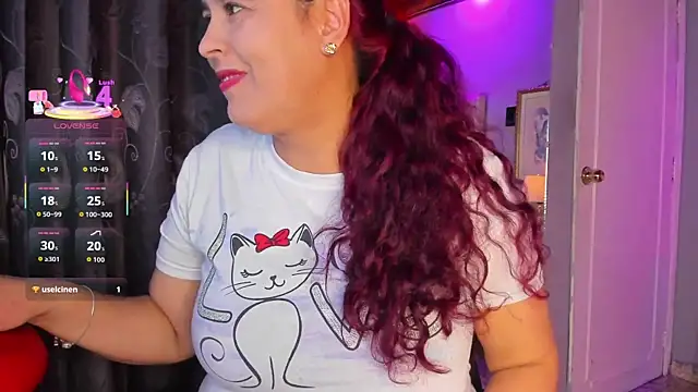 MarthinaBaker online show from November 5, 2025, 7:50 pm