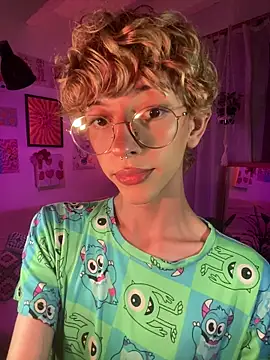 lyamthommpson online show from February 22, 2026, 3:20 am