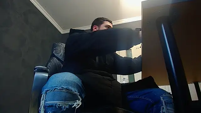 JoshKnights online show from November 3, 2025, 6:18 am