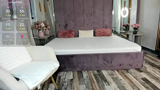 Snapshot of Selena_Reeves chatting on December 4, 2025, 6:45 am Selena Reeves online show from December 4, 2025, 6:45 am